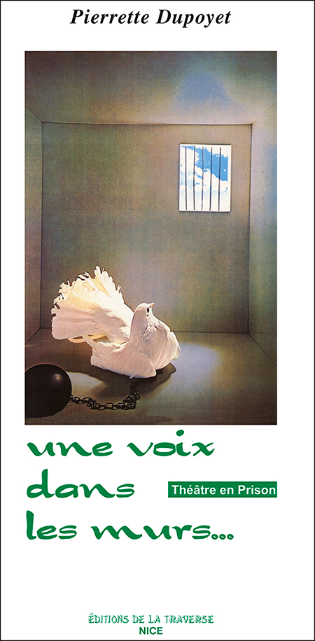 une-voix-dans-les-murs